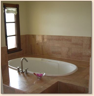 Jacuzzi in cottage