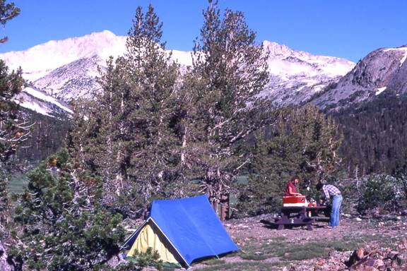 A Foothills Adventure - Bill Hillman - Readers Cast