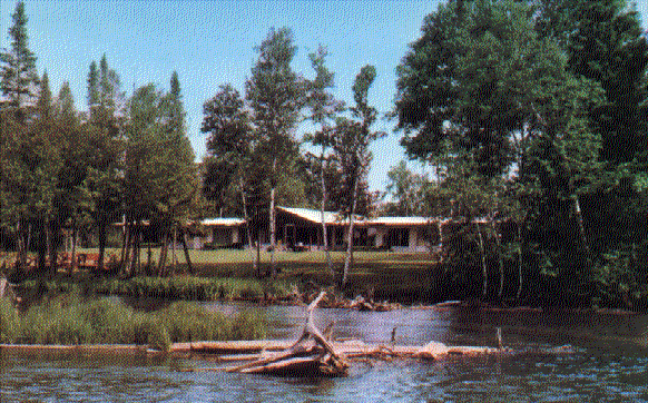 Gates AuSable Lodge
