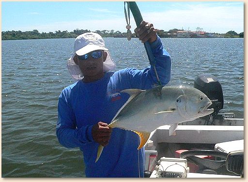 Expert guide Marco with big Jack