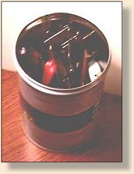 Small tin container