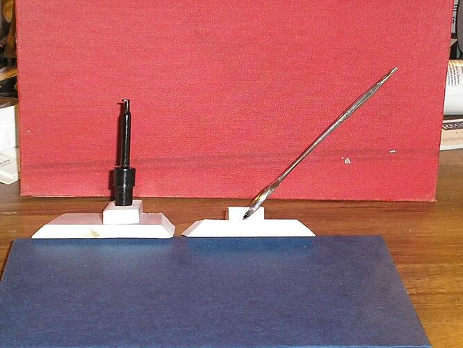 Fly holder 1.jpg