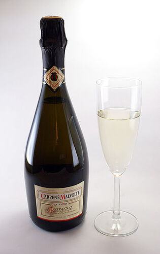 378px-Prosecco_di_Conegliano_bottle_and_glass.jpg