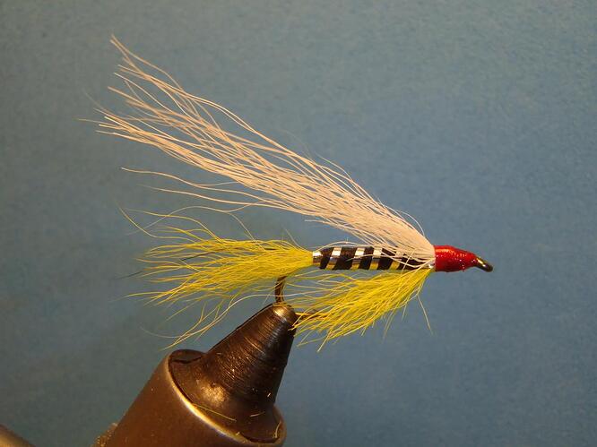 tying room 002.jpg