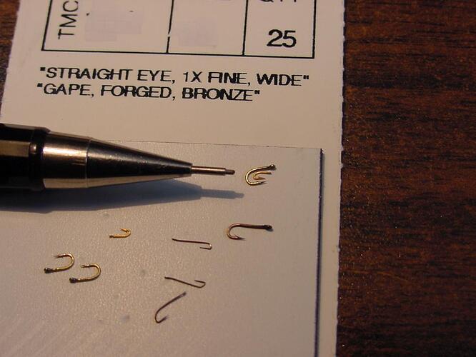 Tiemco & Mustad 32.jpg