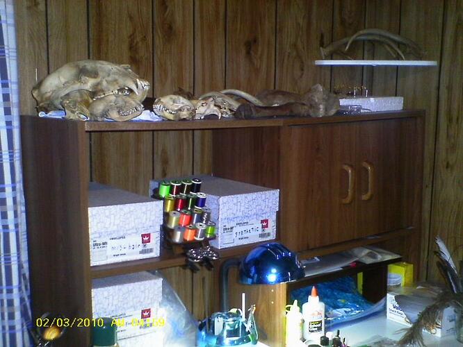 Fly tying desk (Top).jpg