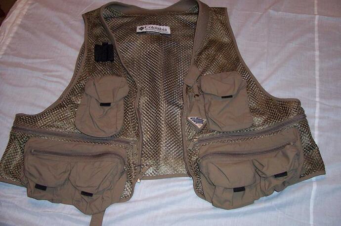 Columbia Mesh Vest.jpg