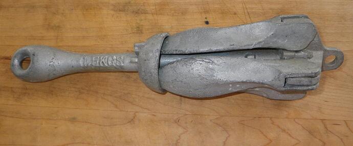 Float Tube Anchor A_resize.jpg