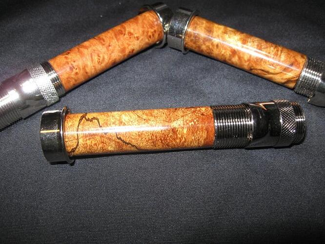 Burl reel seats Maple-Amboyna-Rosewood 008.jpg